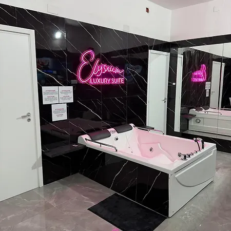بيت للعطل Elysium Luxury *